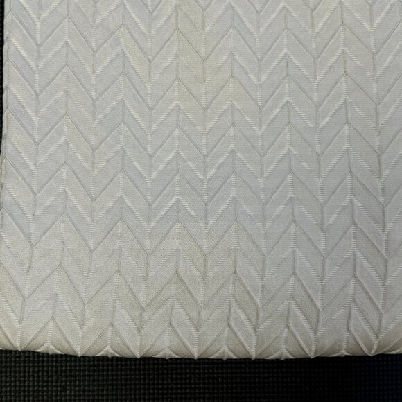 DKNY 50 x 84 Spire Jacquard Window Curtains Drapes Geometric Beige Off White - Picture 4 of 6